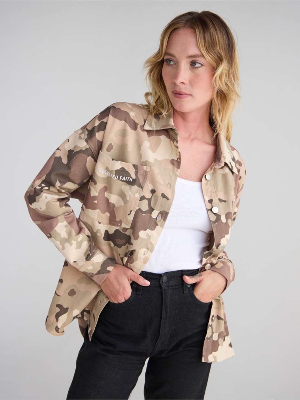 Women's Camouflage Utility Jacket - Beige Camo